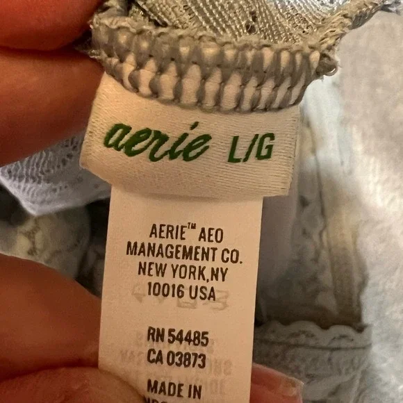 Aerie Size Large Light Blue Lace Bralette Adjustable Crisscross Back Delicates - Picture 3 of 16
